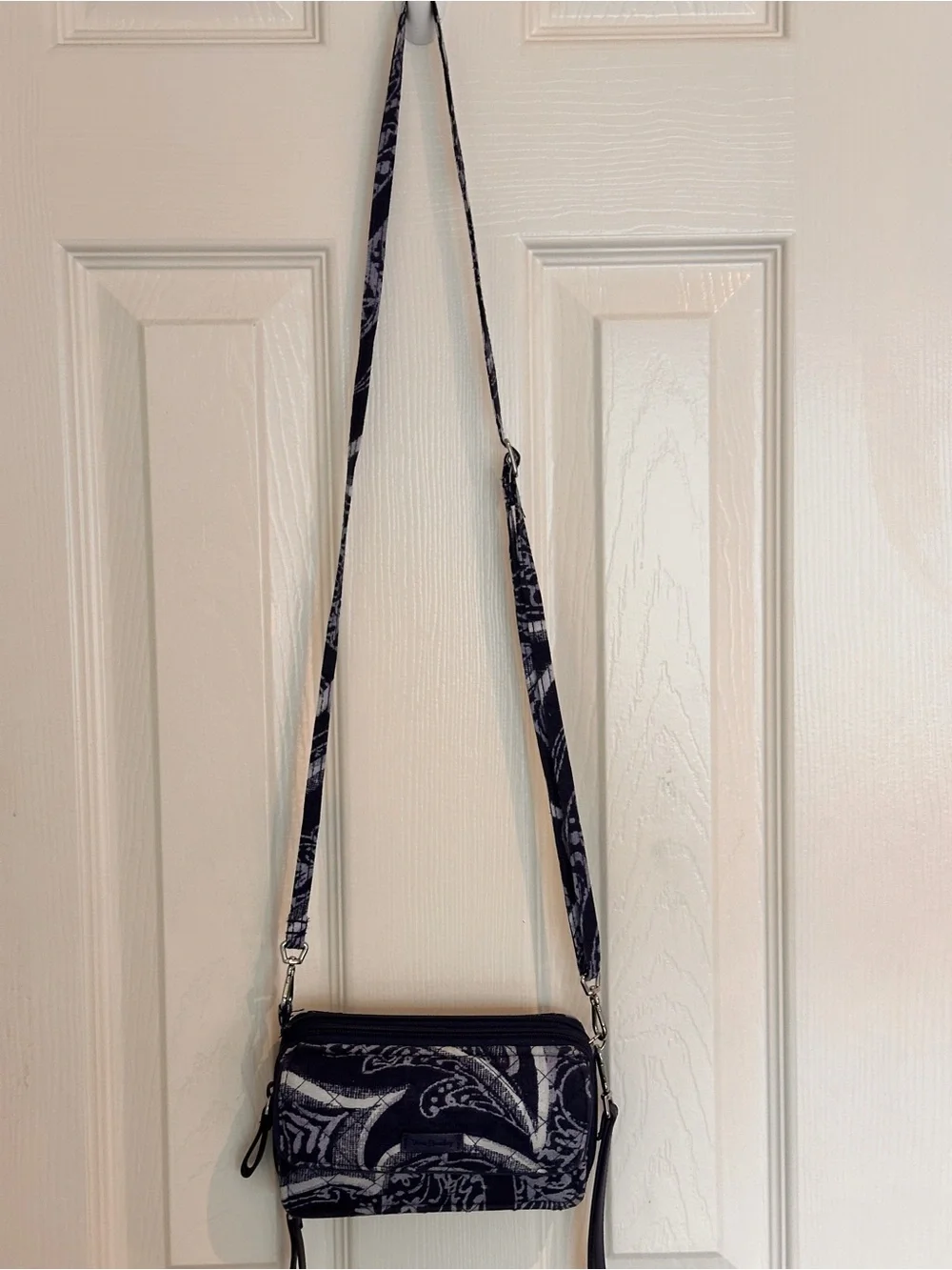 Vera Bradley Quilted Navy and White Floral Wallet - Picture 5 of 5